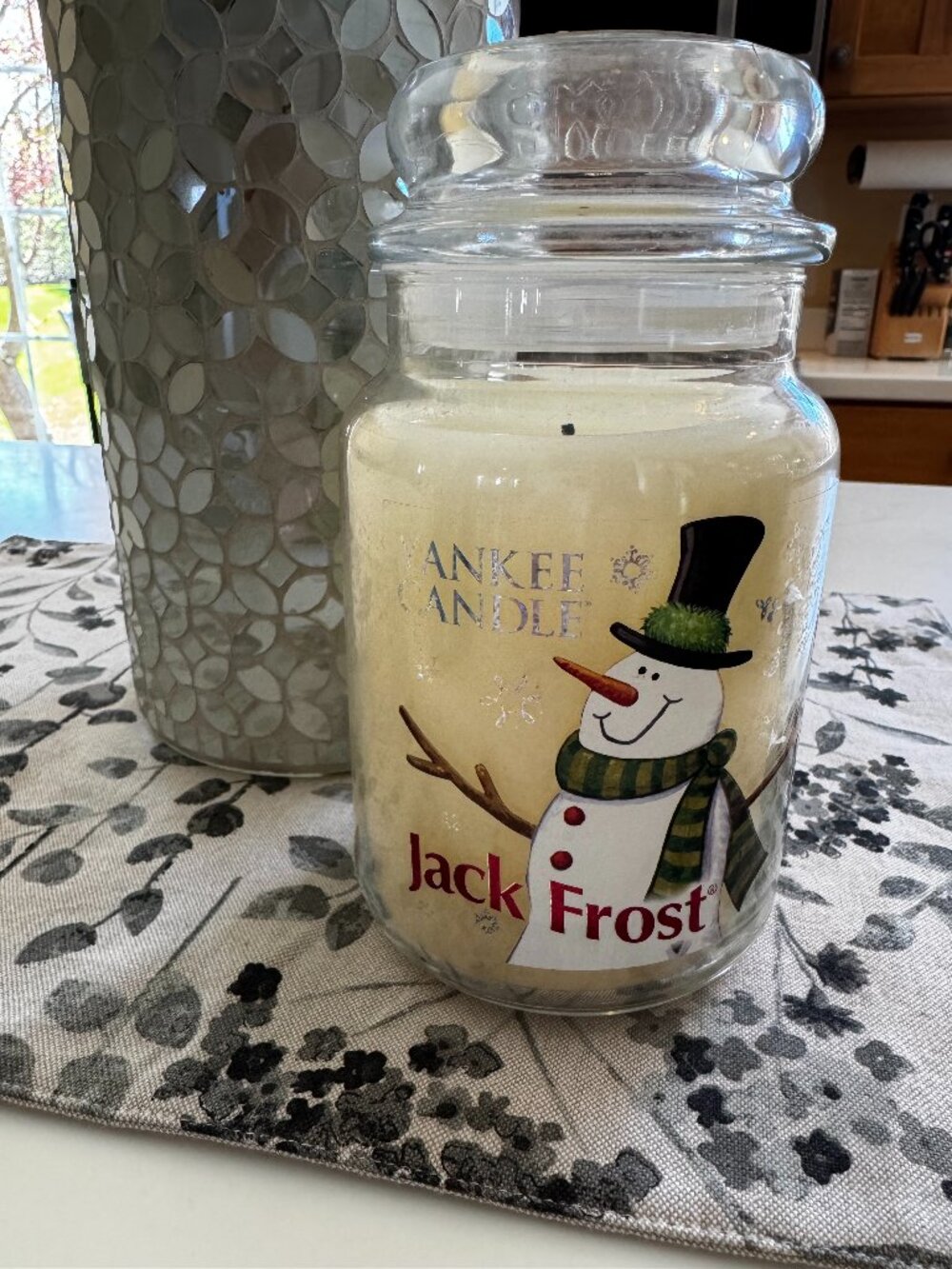 Yankee Candle 22 ounce Jack Frost
